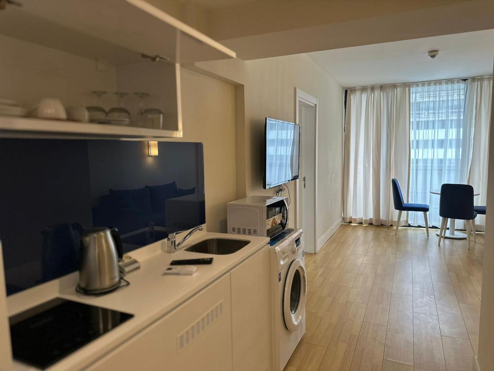 Orbi City Amazing Apartments Batumi Exterior photo